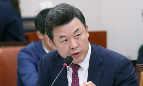 ▲ 윤영석 자유한국당 신임 수석대변인