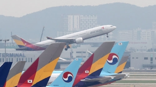 대한항공이 아시아나 합병 작업에 속도를 낸다(사진=연합뉴스)