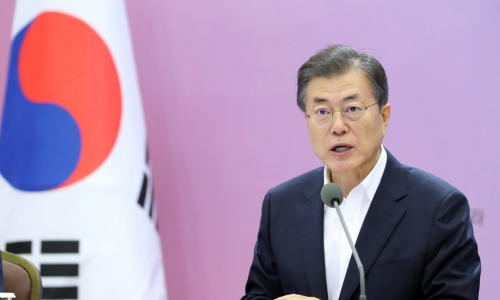 ▲ 핵심 정책토의에 참석한 문재인 대통령. (사진=연합)
