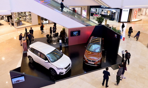 푸조 SUV 팝업스토어.jpg