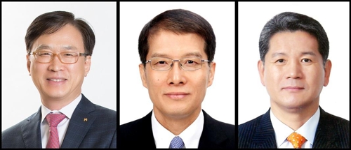 ▲ 사진 왼쪽부터 신덕용·강승중 상임이사와 조용순 감사