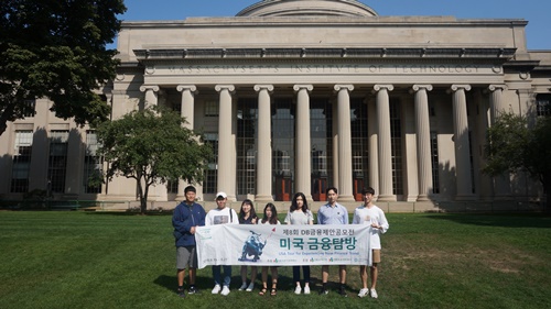 (보도사진)수상자들 대학탐방 사진.JPG