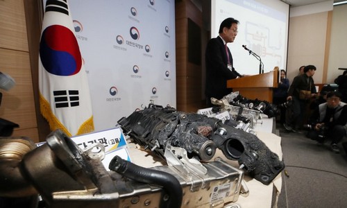 ▲ 박삼수 민관합동조사단장이 24일 BMW 화재원인 최종결과를 발표하고 있다.(사진=연합)