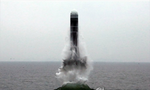 ▲ 북한 신형 잠수함발사탄도미사일 북극성-3형