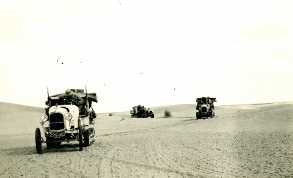 시트로엥 'B2 K1무한궤도' 차량이 1922년 사하라사막을 자동차업계 최초로 황단하는 기록을 세웠다. 사진=시트로엥