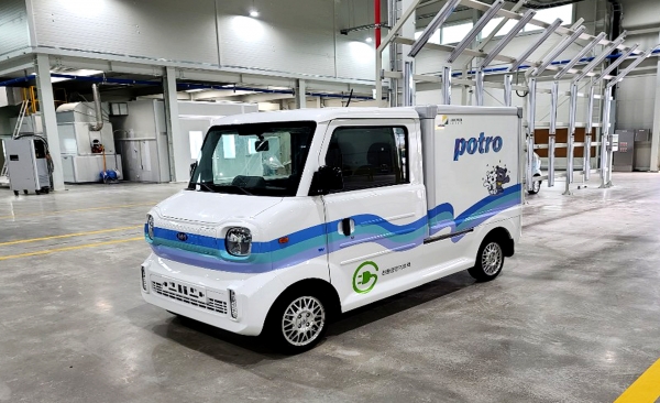 디피코가 제작 생산하는 초소형 화물 전기차 포트로(POTRO). 사진=디피코