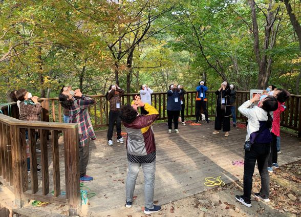 마음 이완 休 산림치유 프로그램