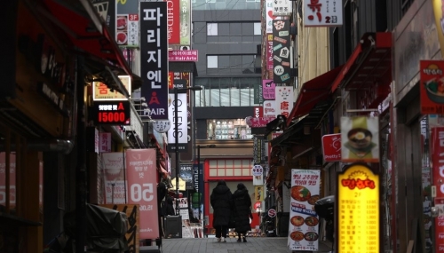 한산한 명동 거리(사진=연합뉴스)