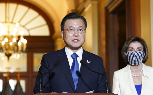 미 국회의사당서 발언하는 문 대통령(사진=연합뉴스)