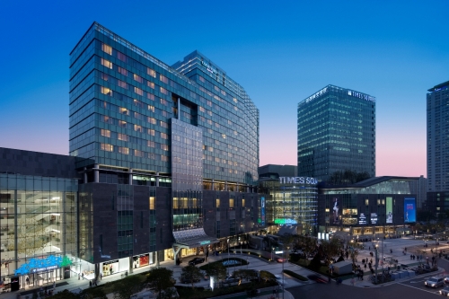 호텔여행외식업계가 코로나19 백신 접종자 대상 프로모션에 나섰다.(사진=코트야드 메리어트 서울 타임스퀘어)