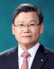 이원덕 우리금융지주 수석부사장이 차기 우리은행장 후보로 단독 추천됐다.