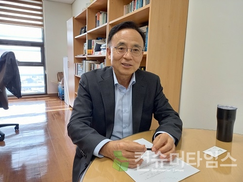 김영익 서강대 경제대학원 교수 [사진=곽호성 기자]