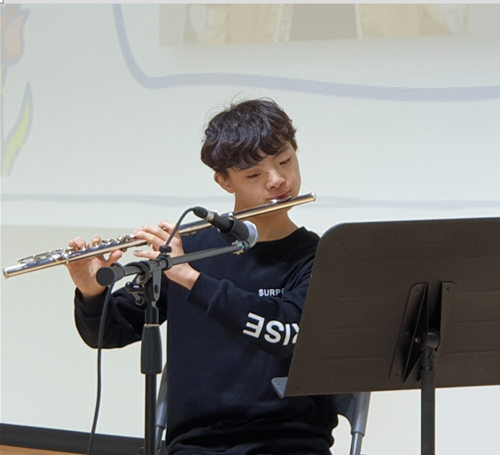 2022년 인천시 모범청소년 대상을 수상한 김영광 군
