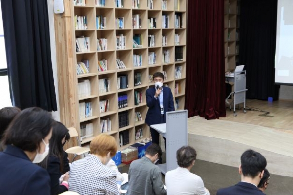오! 문화도시 포럼 성료_길영배 수원문화재단 대표이사 환영사 모습.