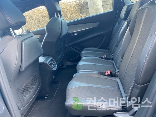 푸조 5008. [사진 = 이찬우 기자]