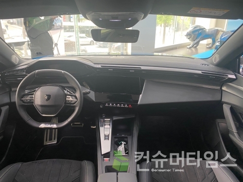 뉴 푸조 408. [사진 = 이찬우 기자]