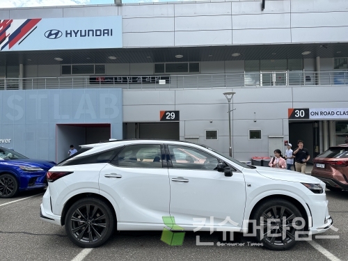 렉서스 RX 500h F SPORT Performance. [사진 = 이찬우 기자]