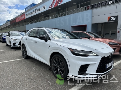 렉서스 RX 500h F SPORT Performance. [사진 = 이찬우 기자]