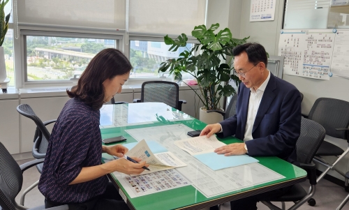 윤병태 나주시장, 기재부 강우진 기후환경예산과장 만나 내년도 현안사업 국비 지원 요청/나주시 제공