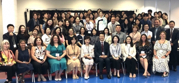경기도교육청 경기도국제교육원(원장 유혜영)이 국제적 역량을 갖춘 영어교육 전문가 양성을 위해 초·중등교사 60명을 대상으로 캐나다 국외연수를 운영한다.