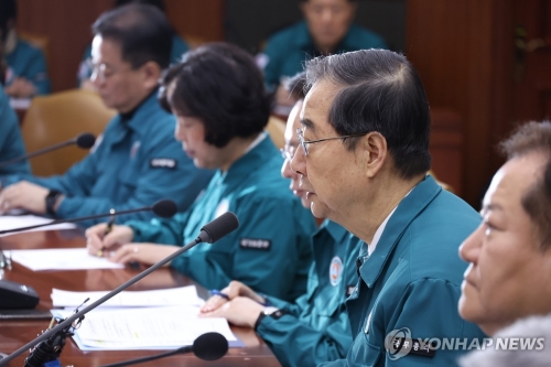 한덕수 국무총리가 23일 오전 서울 종로구 정부서울청사에서 열린 의사 집단행동 중앙재난안전대책본부 회의에서 발언하고 있다.(사진=연합뉴스)