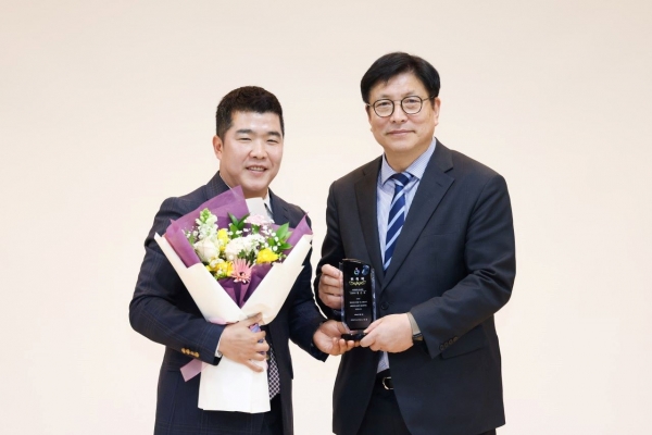 웃소 이미지