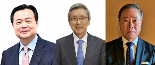 (왼쪽부터) 조현동 주미대사, 문재영 신아주 회장, 황용태 황 가족재단 회장.[사진=한국외대]