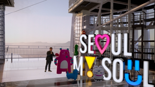 이대연 남산XR스튜디오 센터장(자이언트스텝 VIRTUAL-X 본부장) 시연 장면.