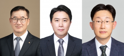 (왼쪽부터)남정운 한화솔루션 케미칼 부문 대표 내정자, 홍정권 한화솔루션 큐셀부문 대표 내정자, 김명헌 여천NCC 대표 내정자[사진=한화그룹]