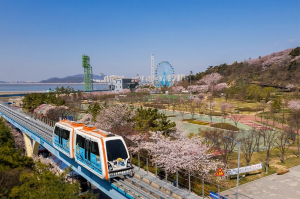 인천시와 인천교통공사는 월미바다열차의 경영개선 및 활성화를 위한 첫걸음을 내디뎠다고 밝혔다.
