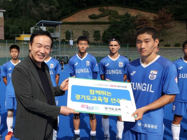 경기도교육청(교육감 임태희)이 제105회 전국체육대회 18세 이하부 46개 종목에 학생 선수 677명을 출전시킨다.(임태희 경기도교육감)