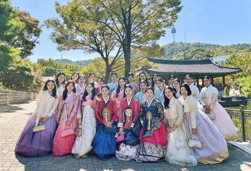 대한항공의 외국인 승무원 대상 한국 문화 이해 프로그램[사진=대한항공]