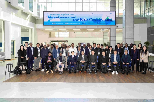 인천대학교(총장 박종태)는 11월 18일 이룸관 컨버전스홀에서 세계은행 국외사절단을 초청해 '해양환경과 블루카본 인식 확산을 위한 국제협력 포럼'을 성공적으로 개최했다.