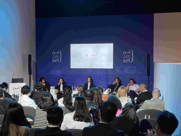 2024 코리아시즌 UAE 프로그램과 아부다비 아트페어 아티스트 토크 현장 모습(사진제공=경기문화재단 백남준아트센터)