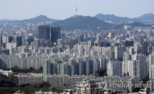 삼성물산과 현대건설이 한남4구역에 이어 개포주공 6·7단지 수주전에서 재대결이 성사되며 업계의 시선이 쏠리고 있다. 사진은 개포동 일대 아파트 전경.[연합]