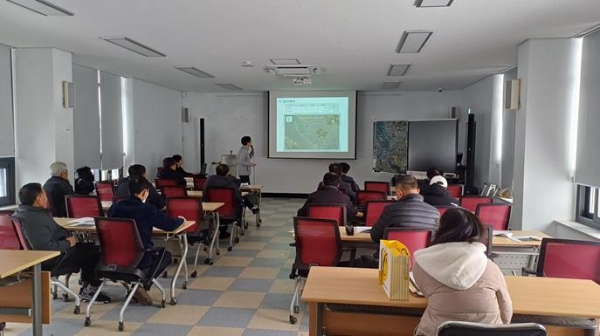 바지락 대량 폐사 긴급 재해대책 지원사업 실시설계 보고회 모습(사진제공=한국어촌어항공단)