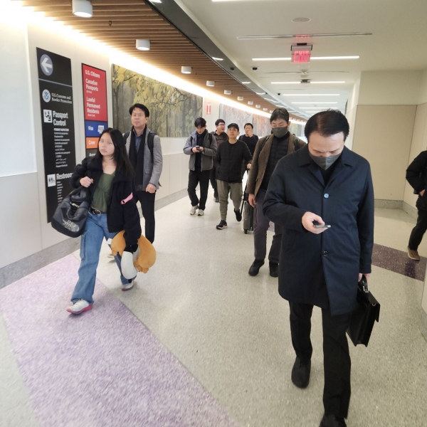 임태희 교육감 현장 도착 모습.