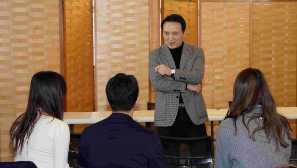 임태희 경기도교육감이 2월 28일(현지 시각) 대한민국 교육감 최초인 하버드대 특별 강연 일정을 모두 마치고 귀국길에 올랐다. 경기교육 변혁의 길을 세계에 공유함으로써 미래교육을 선도하는 경기교육의 국제적 위상을 재확인했다.