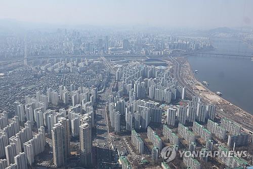 지난 19일 서울 송파구, 강남구 아파트 모습.