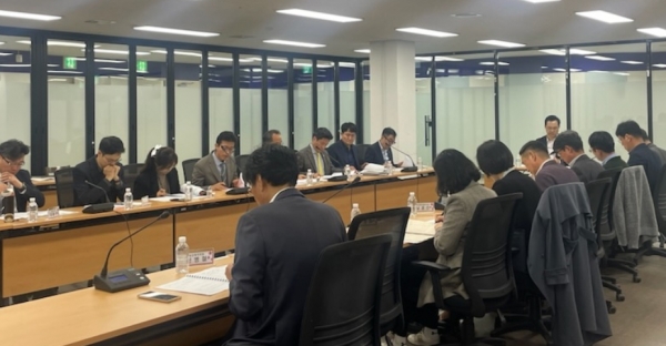 인천시가 3년 연속으로 국비 6조 원 이상을 확보한 데 이어 또 한 번의 도약을 위해'2026년도 국비 7조 원 시대' 달성을 목표로 본격적인 활동에 돌입했다.