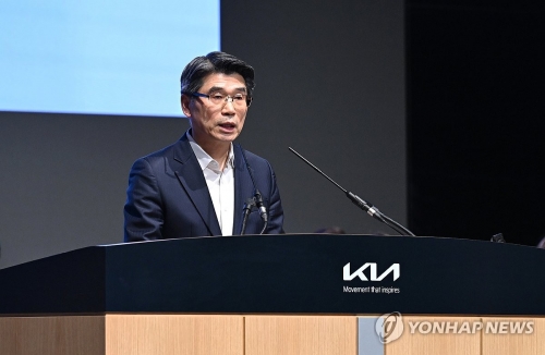 송호성 기아 사장이 지난달 14일 서울 서초구 엘타워에서 열린 제81기 정기 주주총회에서 개회선언을 하고 있다. (사진=기아