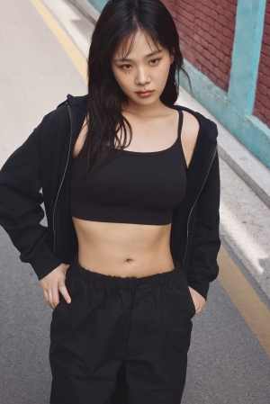 '심리스하프브라캐미솔'