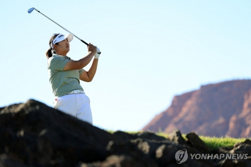 유해란, LPGA 투어 블랙 데저트 챔피언십 이틀 연속 선두
