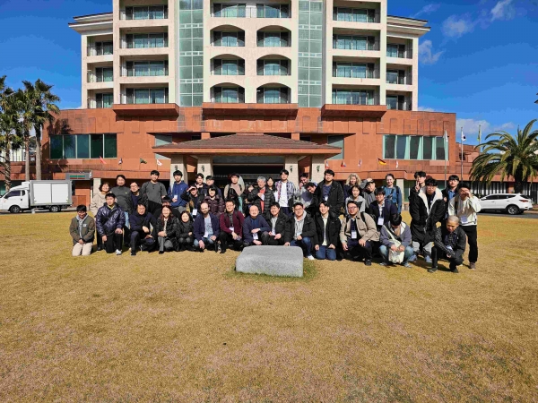 인하대 물리학과 권민정 교수, 윤진희 교수, 조재윤 박사과정 학생 등이 참여하고 있는 한국 ALICE 실험팀(KoALICE).