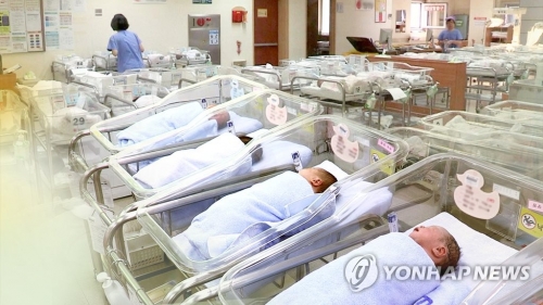 3월 출생아 10년 만에 늘어…1분기 6만5천명, 3년 만에 최대