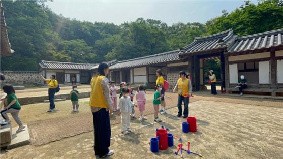 2025년 경기옛길 더하기, 미래 2회차_체험 현장 모습(사진제공=경기문화재단 경기역사문화유산원)