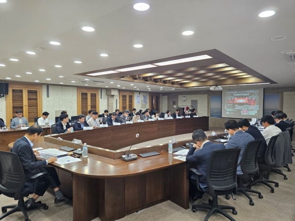 인천시(시장 유정복)는 5월 29일 인천시청 영상회의실에서 '2025 APEC 인천 국제회의 추진 TF 중간보고회'를 개최했다.