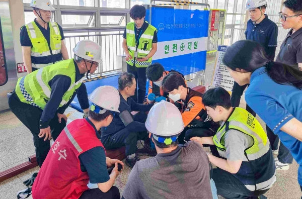 인천교통공사 직원, 심폐소생술로 '현장 작업자 생명' 구해
