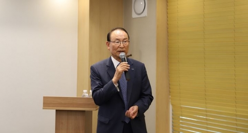 최운열 한국공인회계사회 회장이 11일 서울 여의도에서 열린 '취임 1주년 기자간담회'에서 발언하고 있다.[사진=한국공인회계사회]