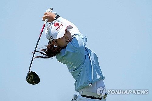 최혜진, LPGA투어 마이어 클래식 2R 공동선두